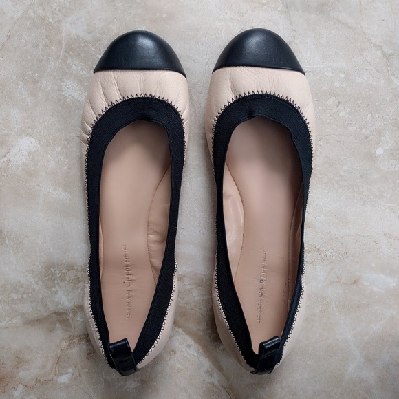 Banana Republic Shoes - Banana Republic Bicolor Captoe Elastic Ballet Flat